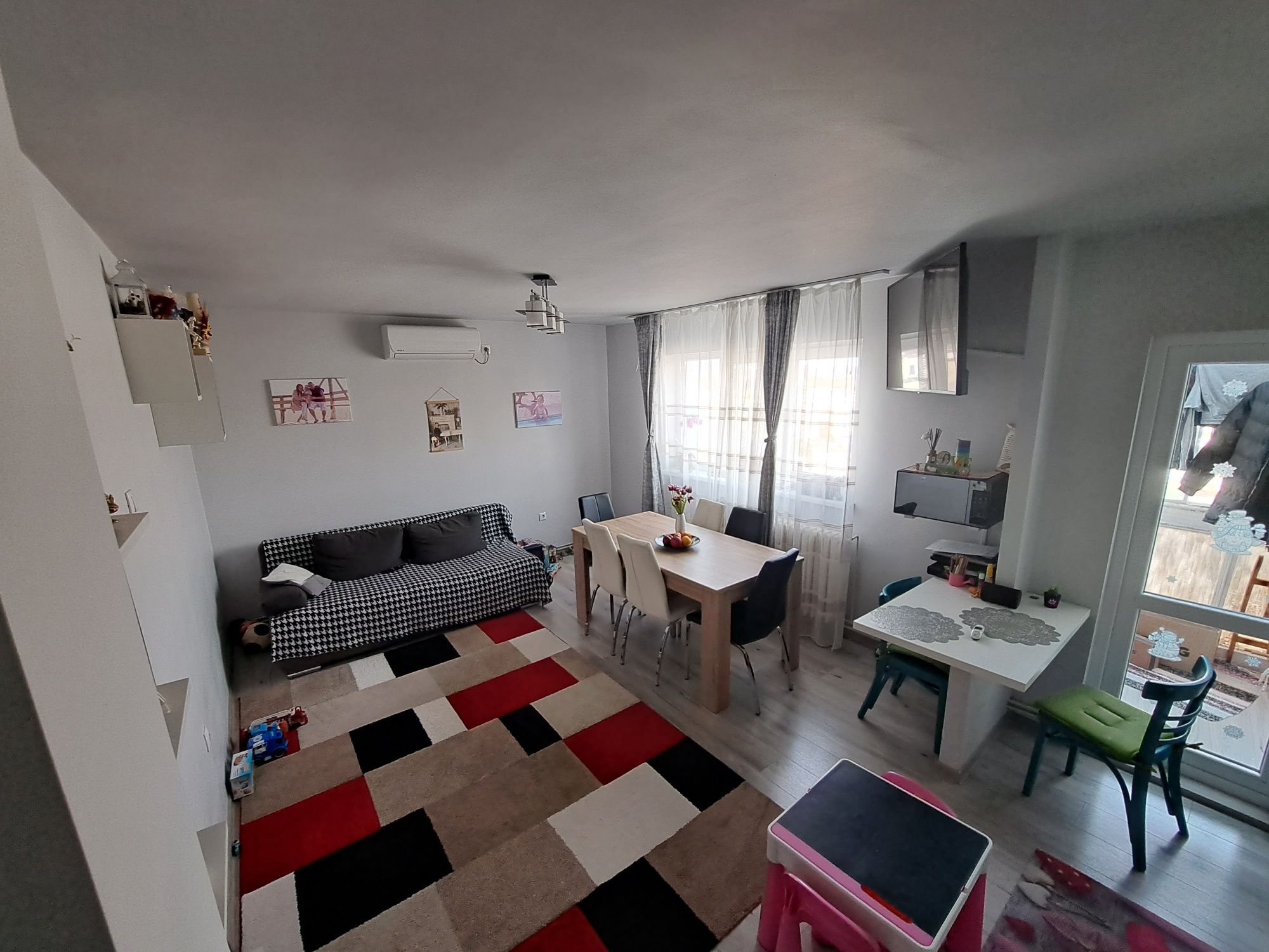 Comision 0, apartament 4 camere Manastur - La terenuri