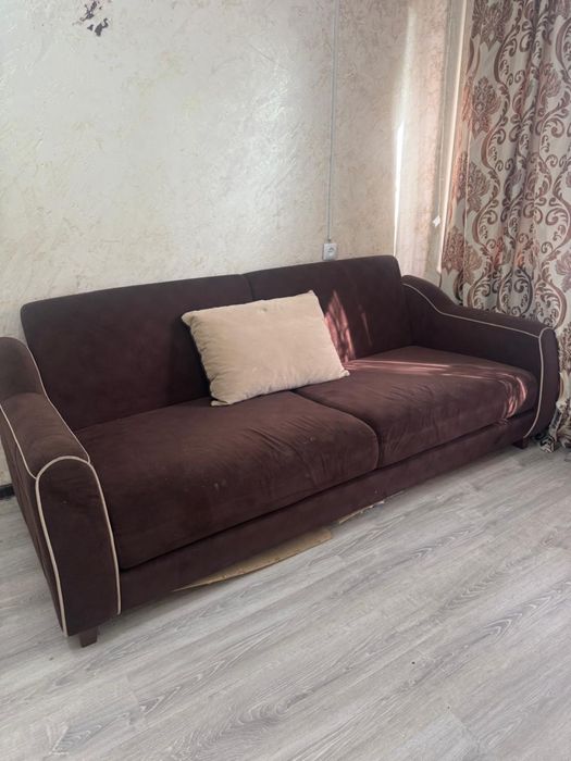 Продам диван самовывоз Кабдолова 10