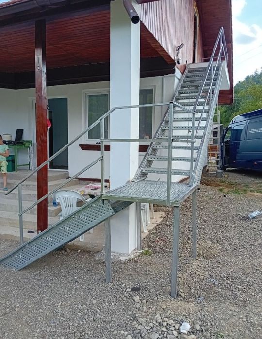 Vindem grătare zincate trepte orice dimensiune își dorește clientul