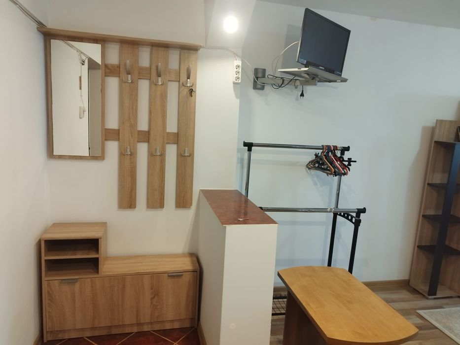 Închiriez apartament cu 2 camere in Botosani