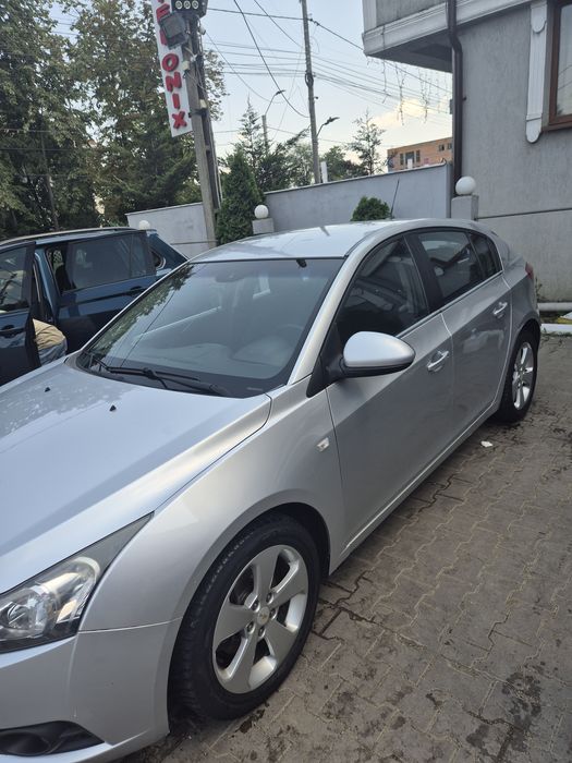 Vând Chevrolet cruze 2012 automat 2.0 diesel