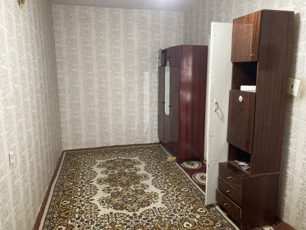 Ижарага 3 хонали уй