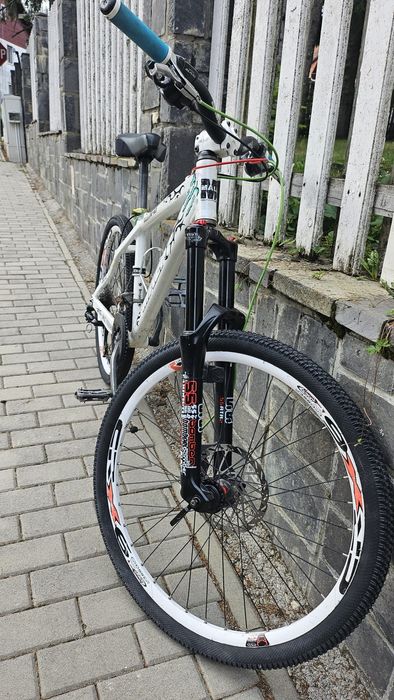 Vând bicicleta MALI SLALOM