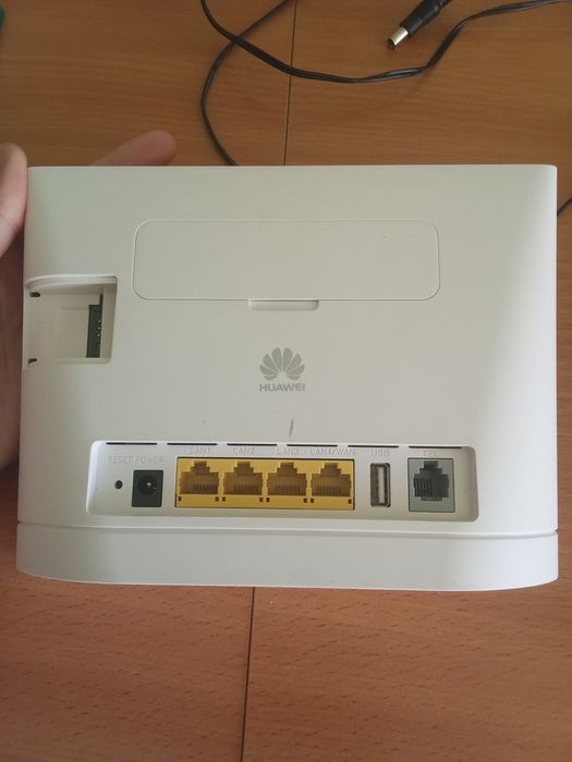 Продам роутер почти новый