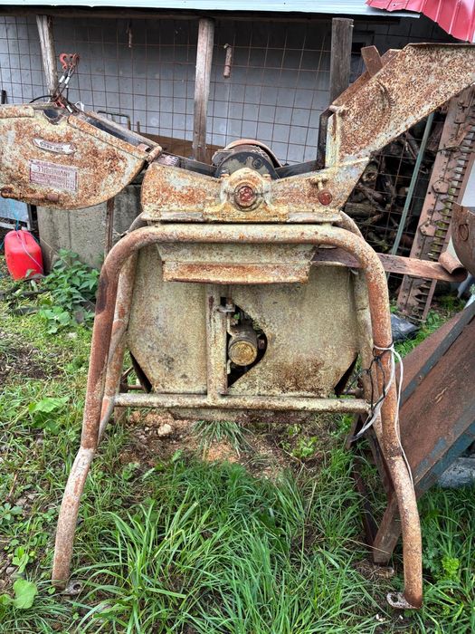 Moara dupa tractor