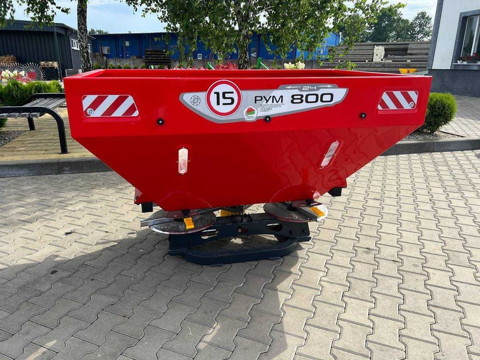 Разбрасыватель минеральных удобрений РУМ 800