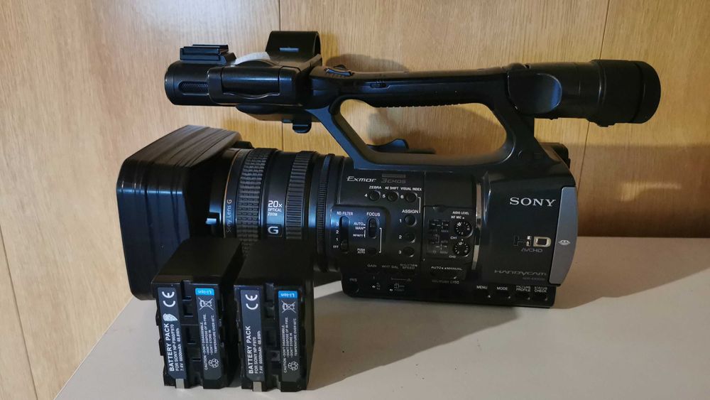 Продам видеокамеру