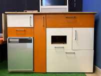 Snap-In Kitchen – Modul de bucătărie compact, dar complet echipat