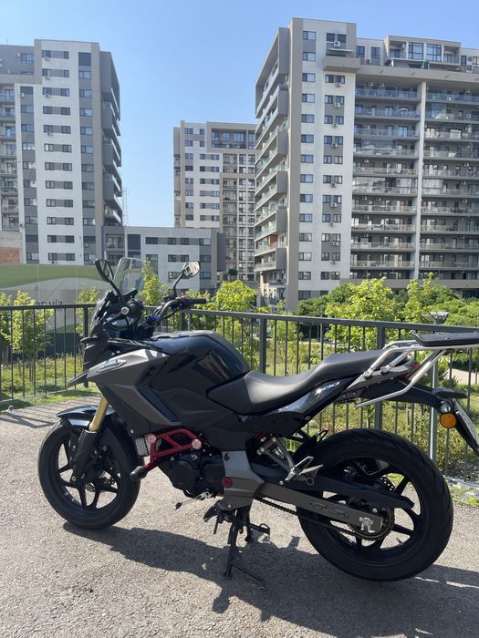 Motocicleta Daytona 200 Adventure