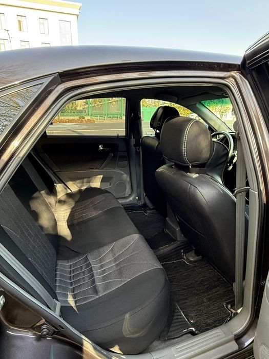 Gentra 2017 yil, kraska toza, 170 min probeg halol