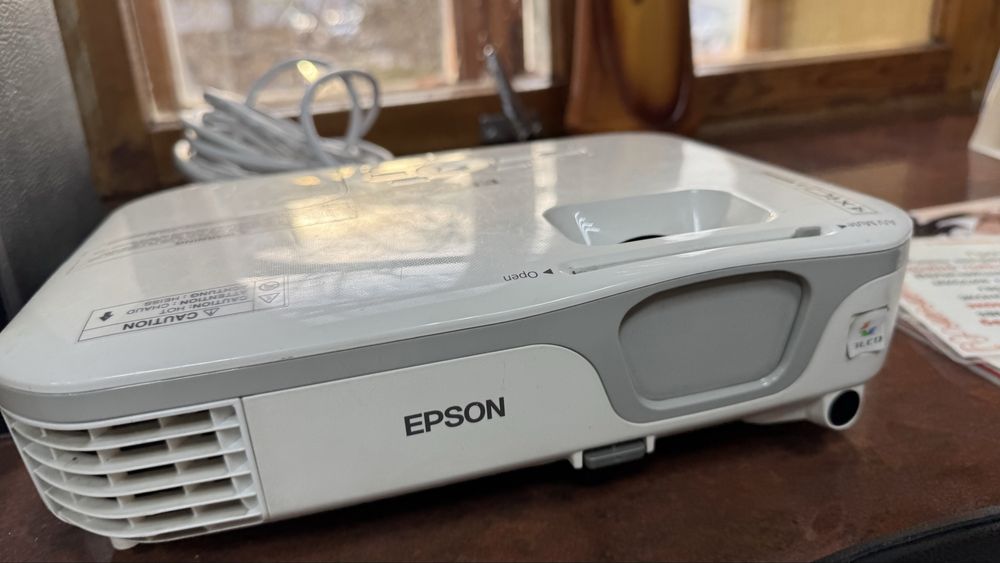 Мультипроектор с хорошем состоянии