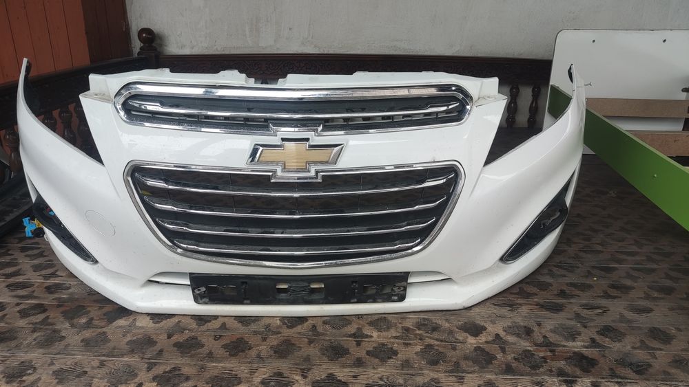 Бампер для спарк