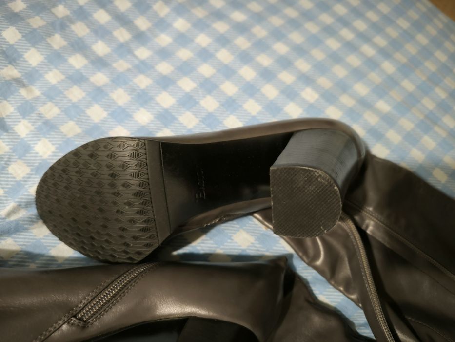 Женские кожаные сапоги Basconi 40 размер