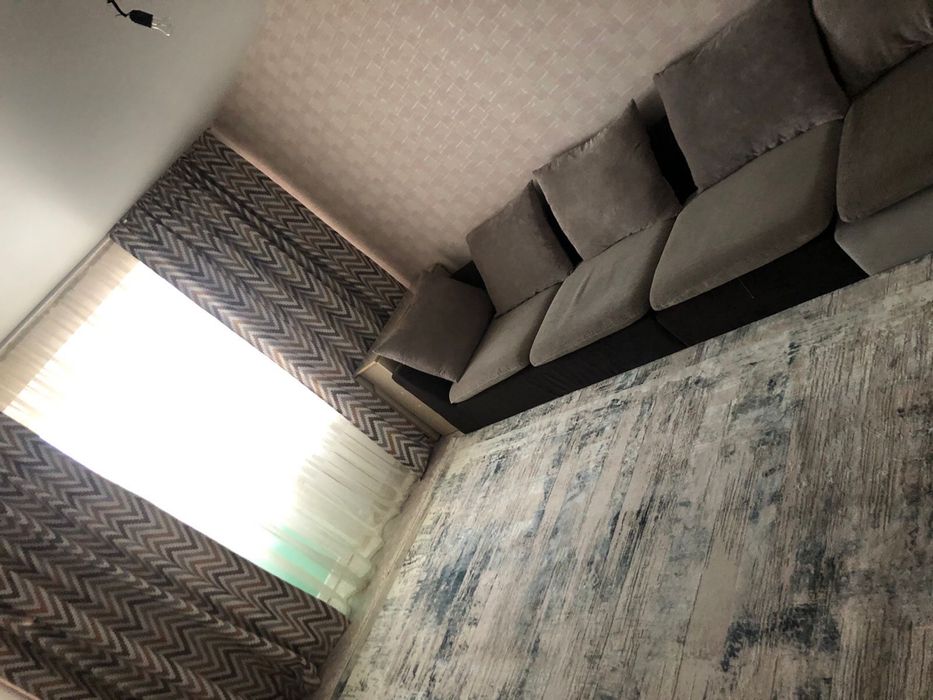 Продам диван в хорошем состояний, чистый, все как на фото…