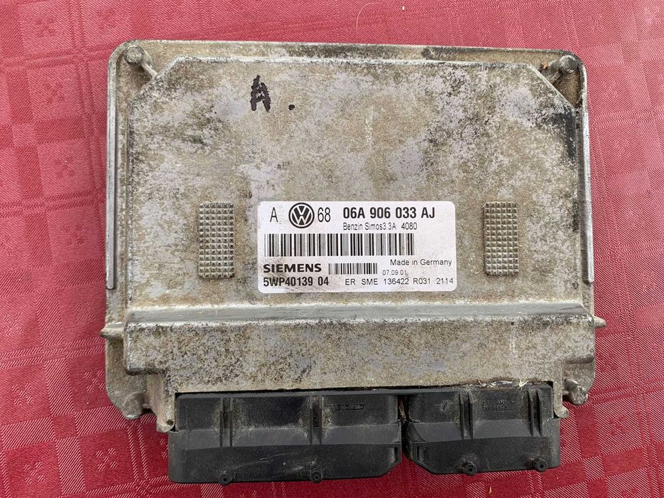 Calculator/ECU VW Golf 4 1.6i 06A906033AJ
