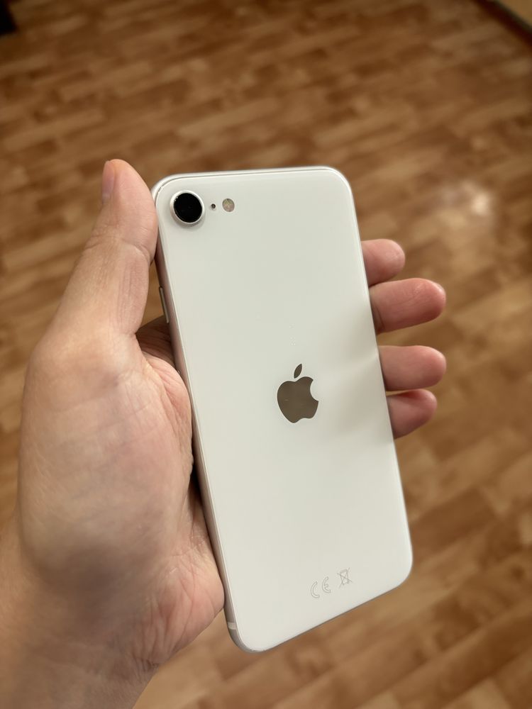 Iphone se 128 с коробкой