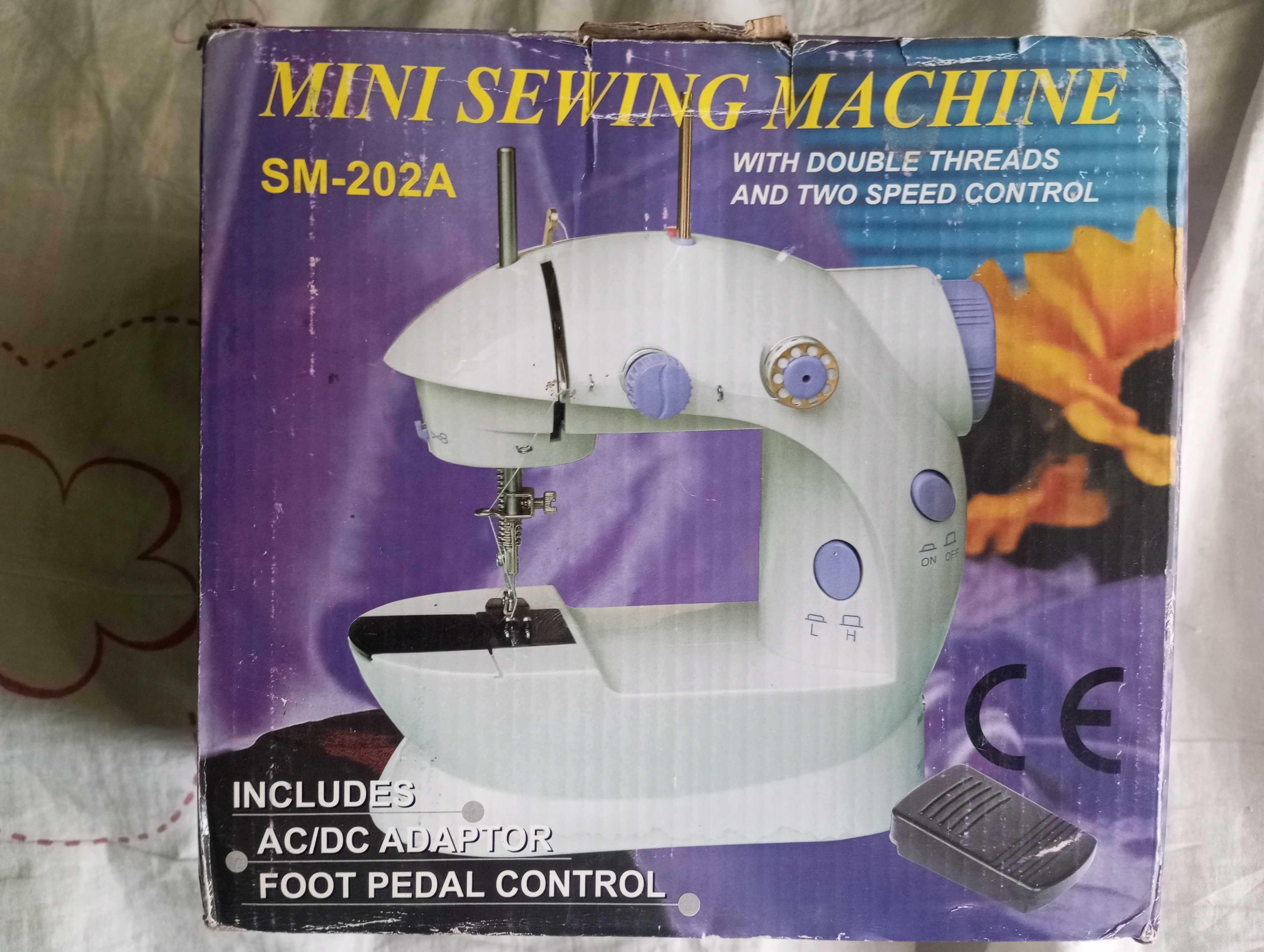 Mini Sewing Machine SM-202A