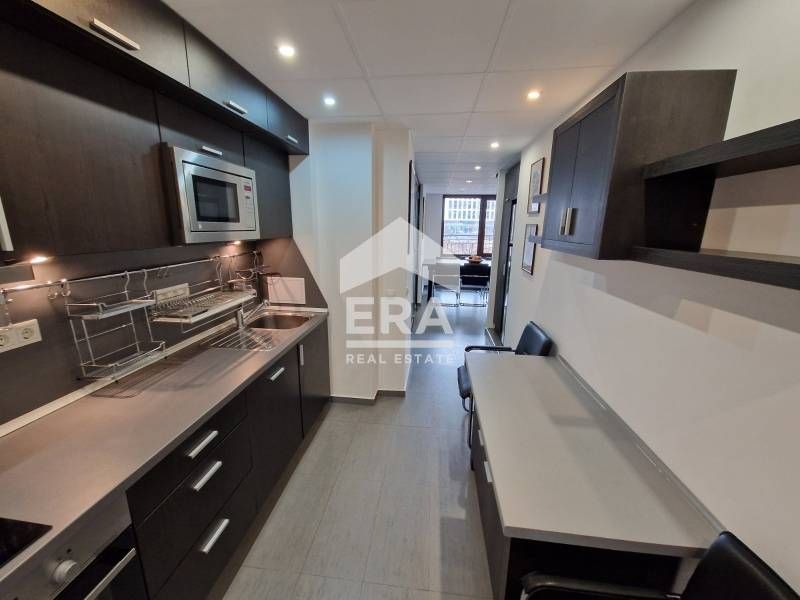 ЕРА Тера предлага за продажба просторен и модерен четиристаен апартаме