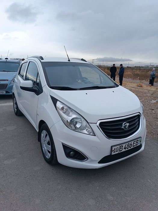 Spark 3 поз. Сотилади!!!