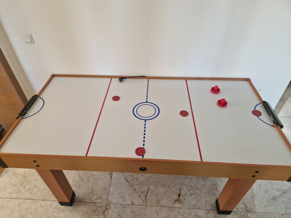 Masa de joc cu jetoane