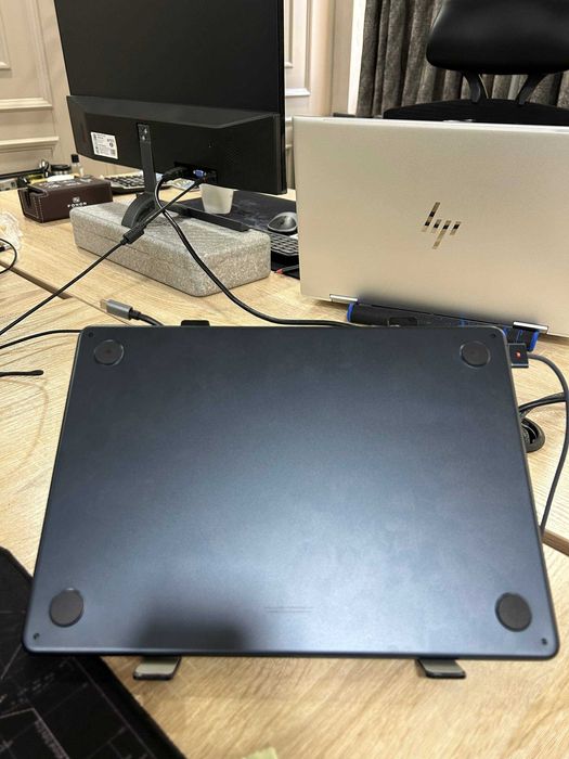 MacBook Air M2 • 16/256 • Minimal ishlatilgan • 100% Health