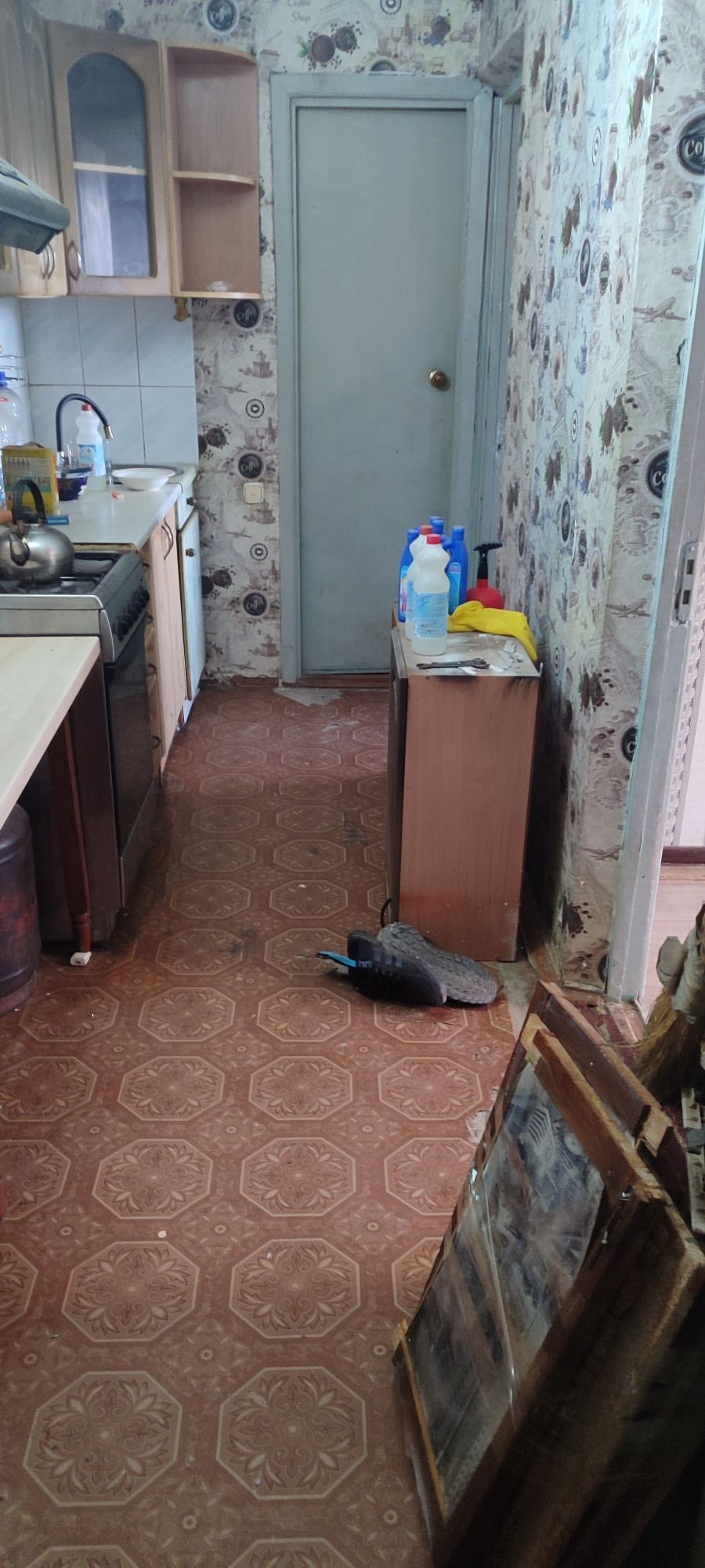 Продам квартиру в бывшем общежитии.