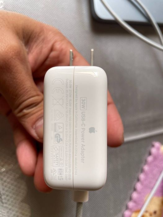 MacBook Air 13" (M4, 2024)