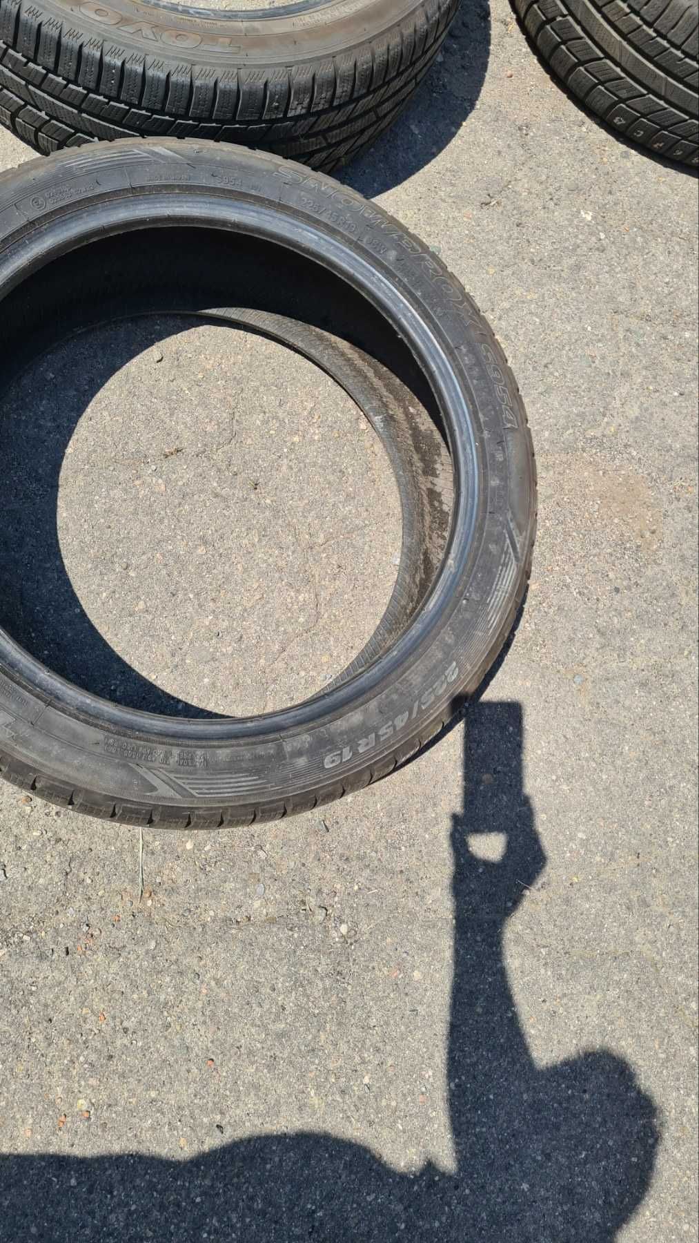 Продавам 4 броя зимни гуми TOYO SNOWPROX S954 225/45/19 DOT 2820