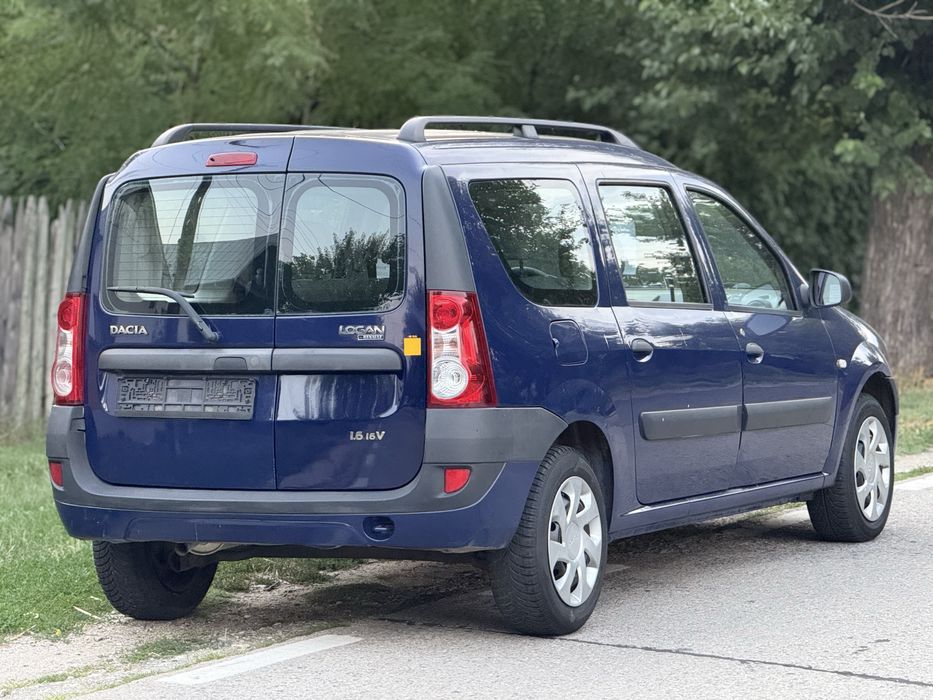 Dacia Logan Mcv 1.6 16v • Benzina •