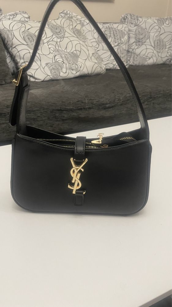 чанта Yves Saint Laurent