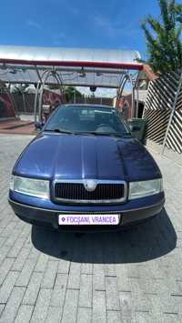 Skoda Octavia 1, berlina, 1,6 benzina + gpl