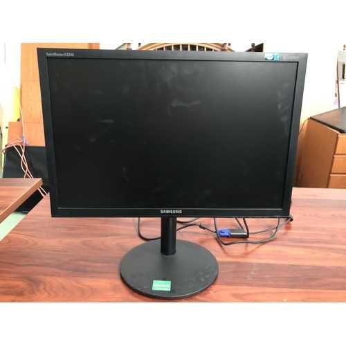 Монитор 21.5'' инча  Samsung B2240 1920x1080 Full HD