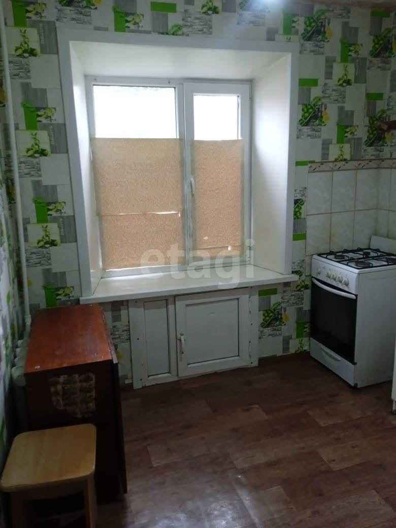 Продам 1-а ком кв 7 мкр.