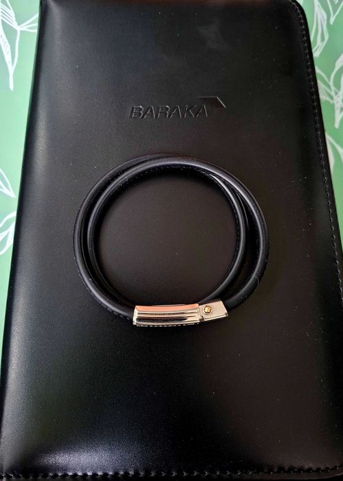 Bratara Baraka Discovery silicon cu aur  18 kt si diamante negre
