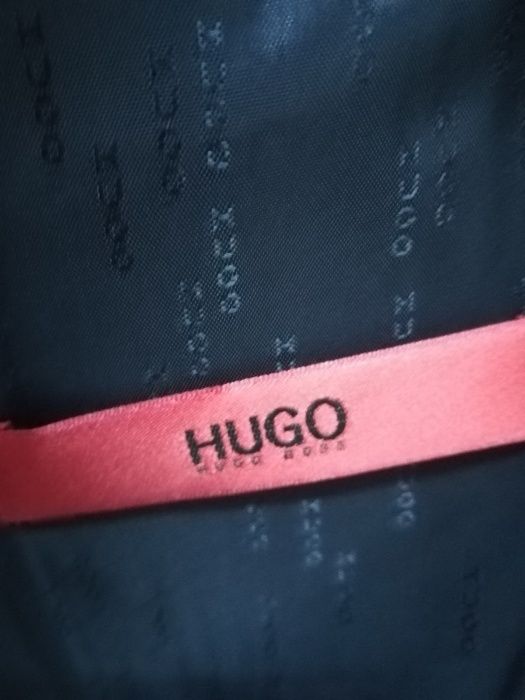 Costum Hugo Boss, marimea 44