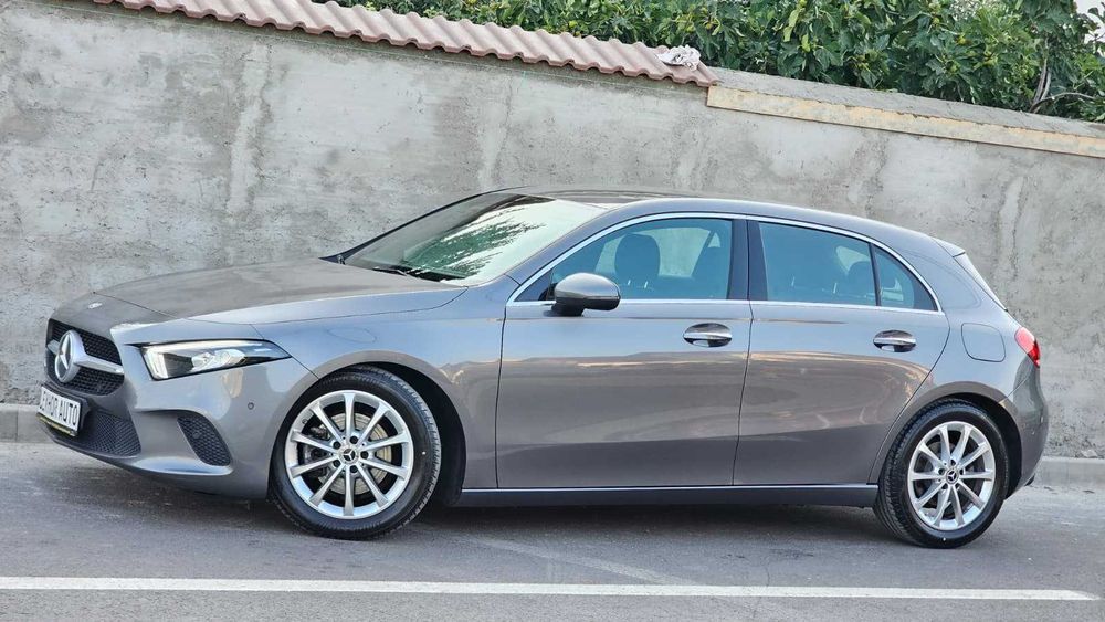 Mercedes Benz A-Class 2019 2.0d 150cp Automat8G Burmester Keyless TOP