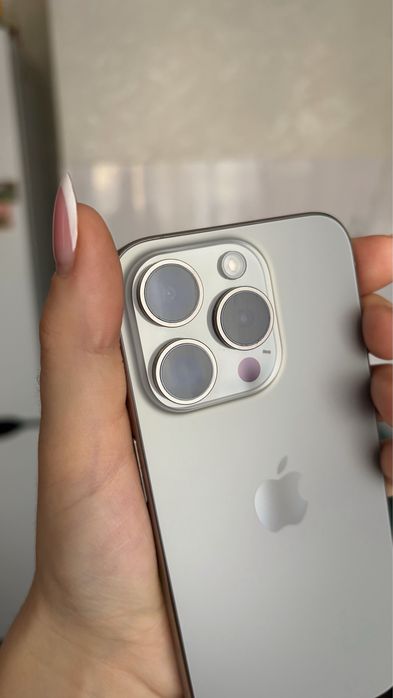Продам iphone 15 pro