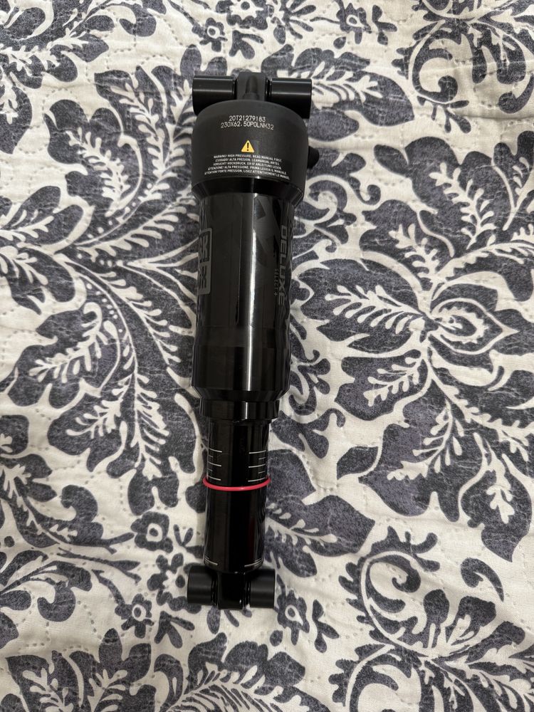 Продавам шок Rockshox Deluxe Select+ 230x62