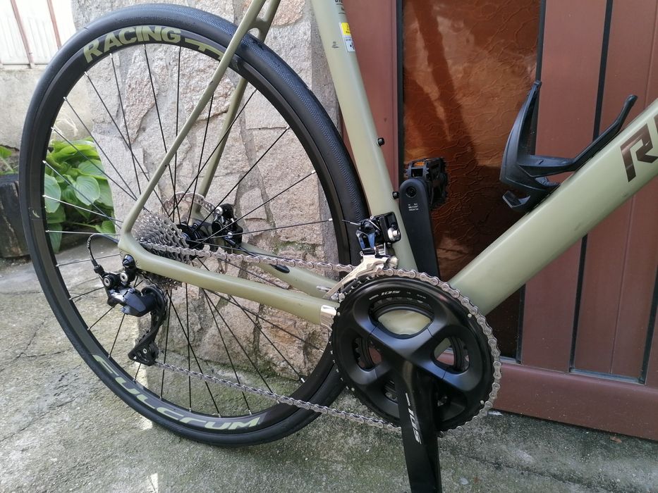 Шосеен RADON Carbon, 2*11 Shimano 105, Хидравлични спирачки