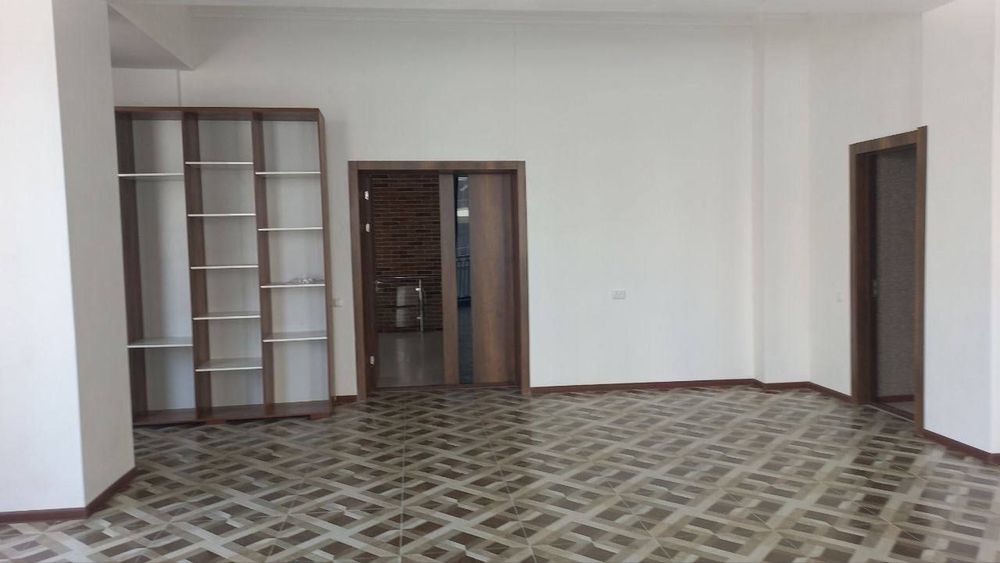 Катта офис арендага берилади