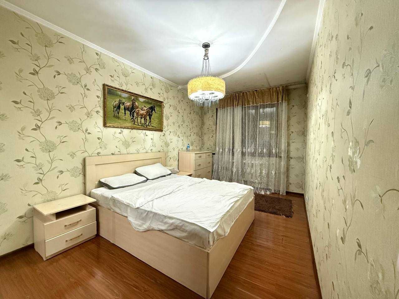 Госпитальный, Капитал банк 4/4/9 100м2