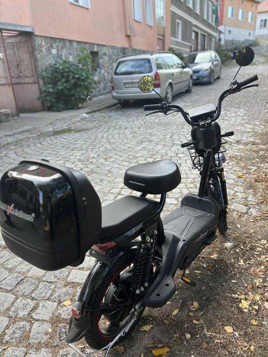 Електрически мотоциклет Maxmotors
