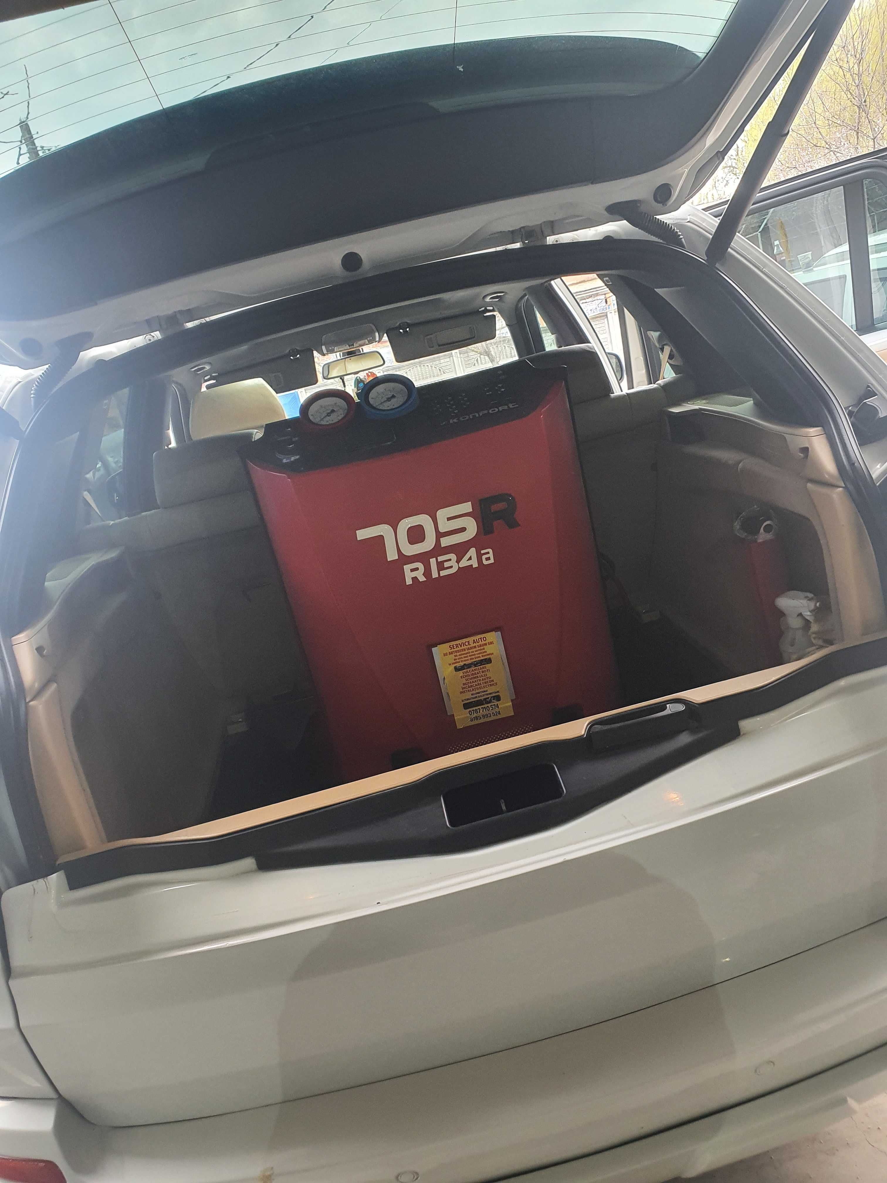 Încărcare freon auto cu deplasare