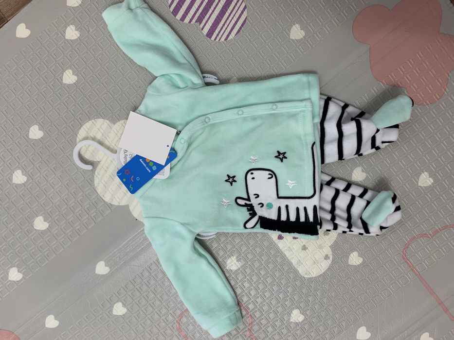 Костюм новый для новорожденного
