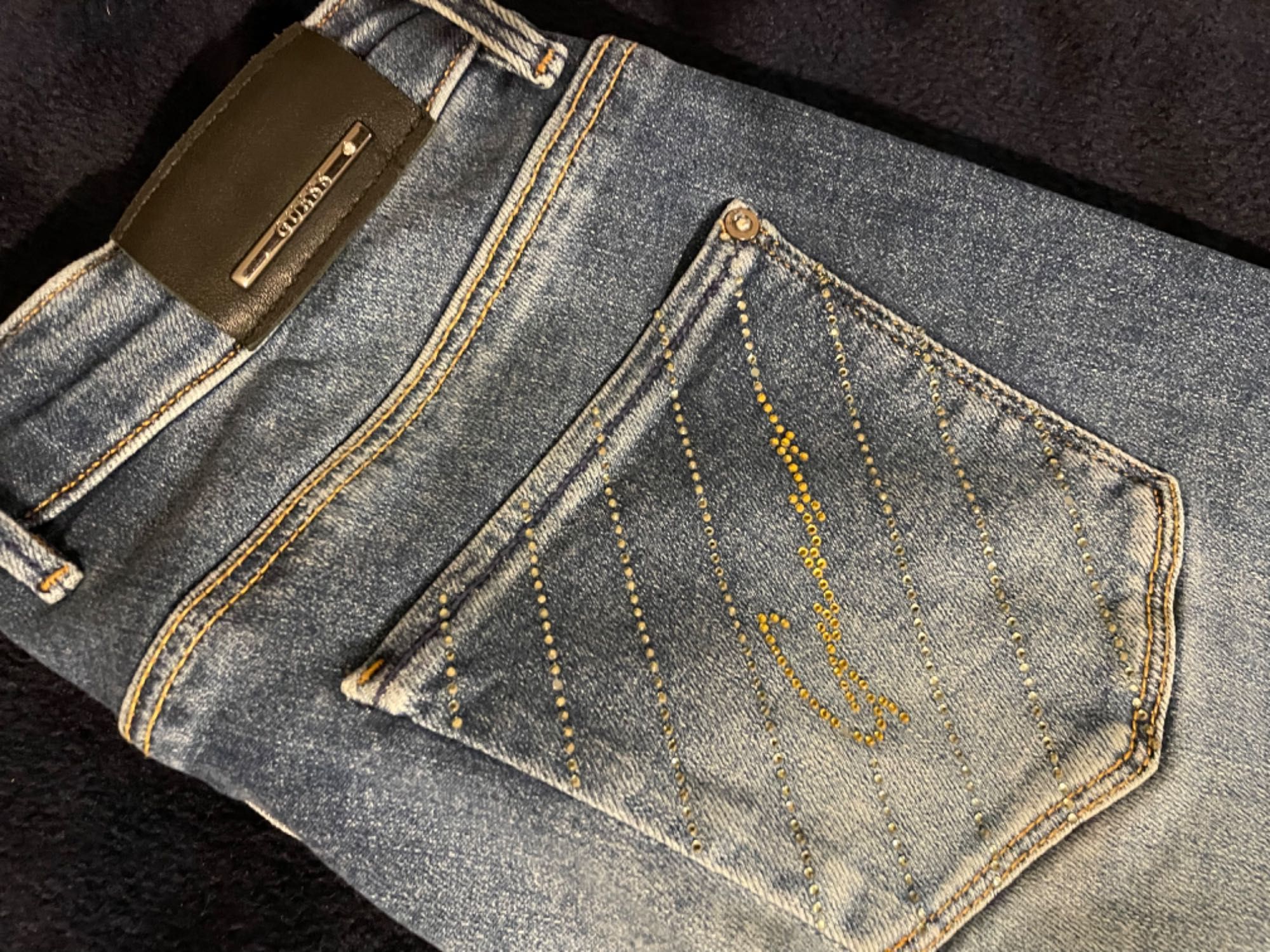 Дънки Guess размер 26. Skinny Mid.