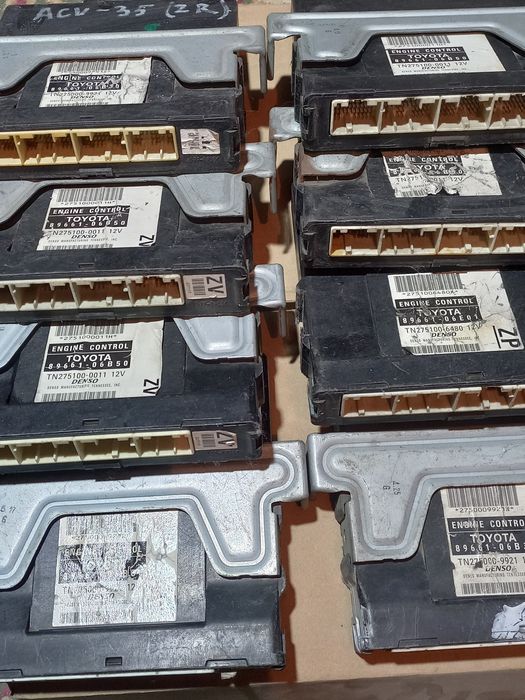 Продам эбу мозг компьютер камри 35