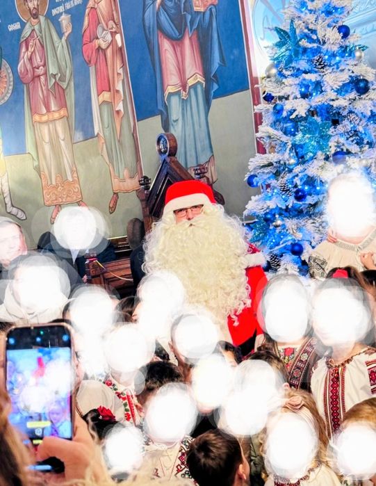 MOS CRĂCIUN de închiriat!