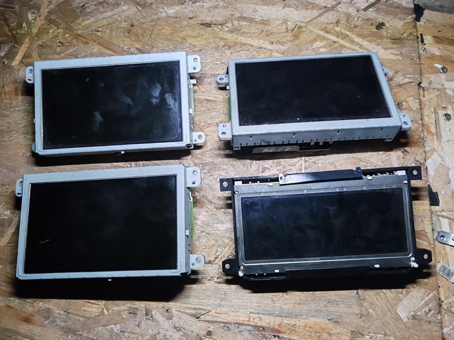 Display navigație audi A6 C6 200lei
