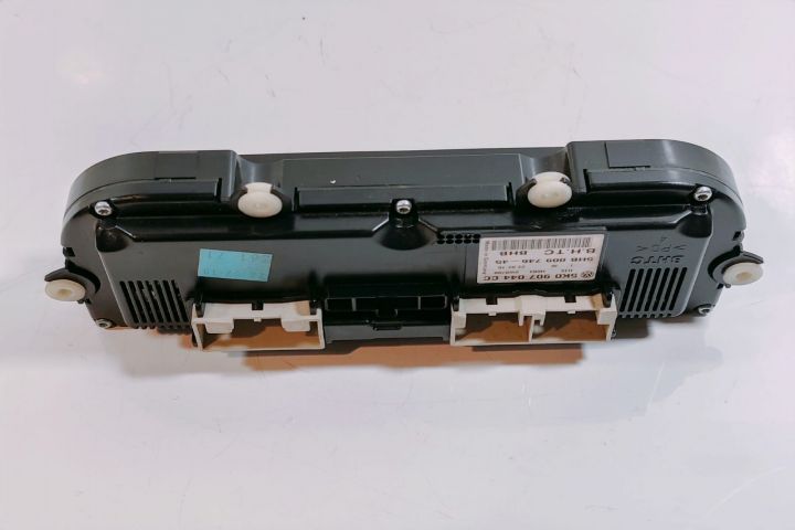 Panou clima 5K0907044CC Volkswagen VW Passat CC prima generatie