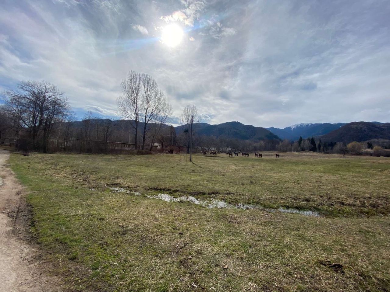 Продава се Парцел в Долна баня - 2100 кв.м за 22 €/кв.м - Снимка #1